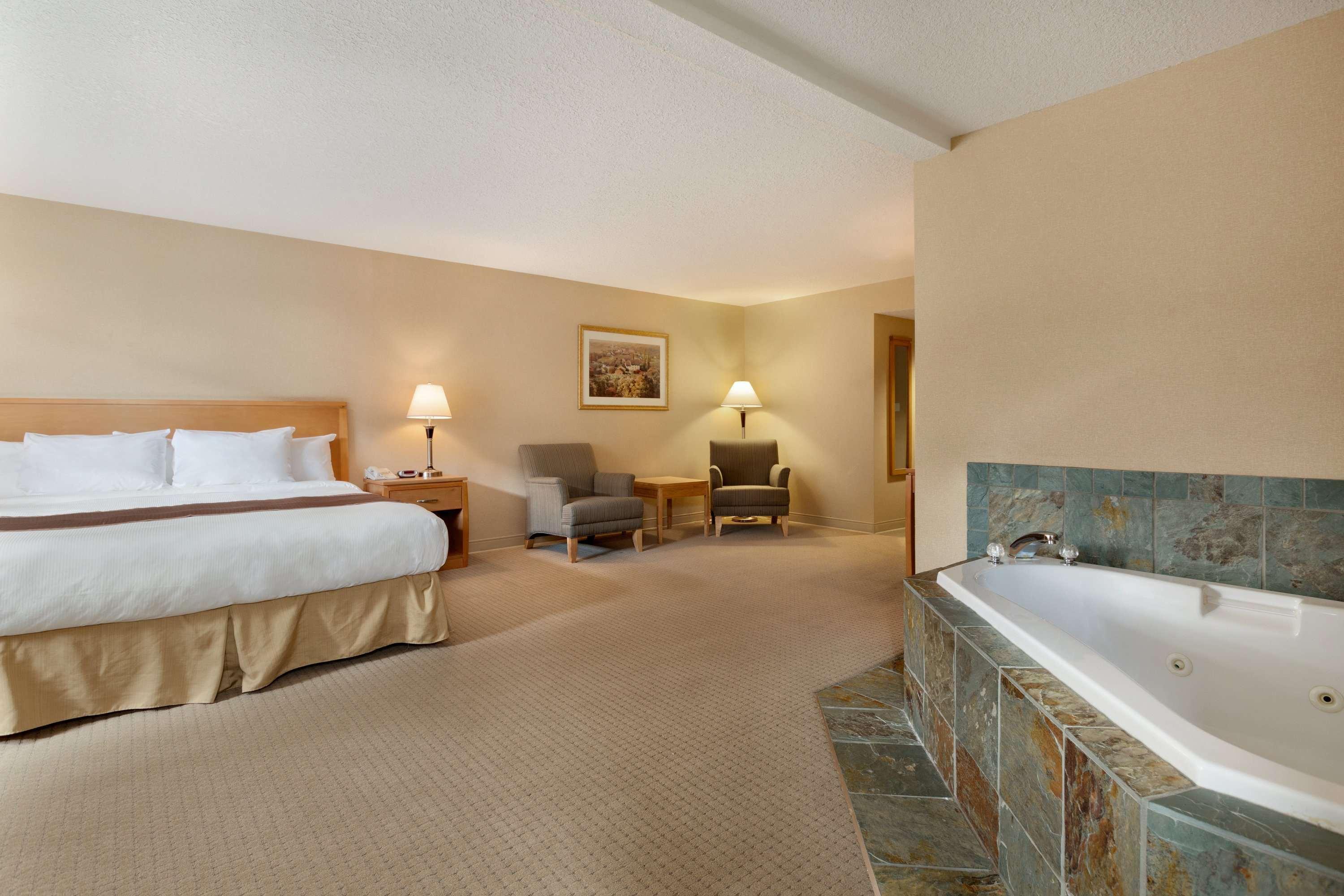 מלון Ramada By Wyndham נאנאימו מראה חיצוני תמונה