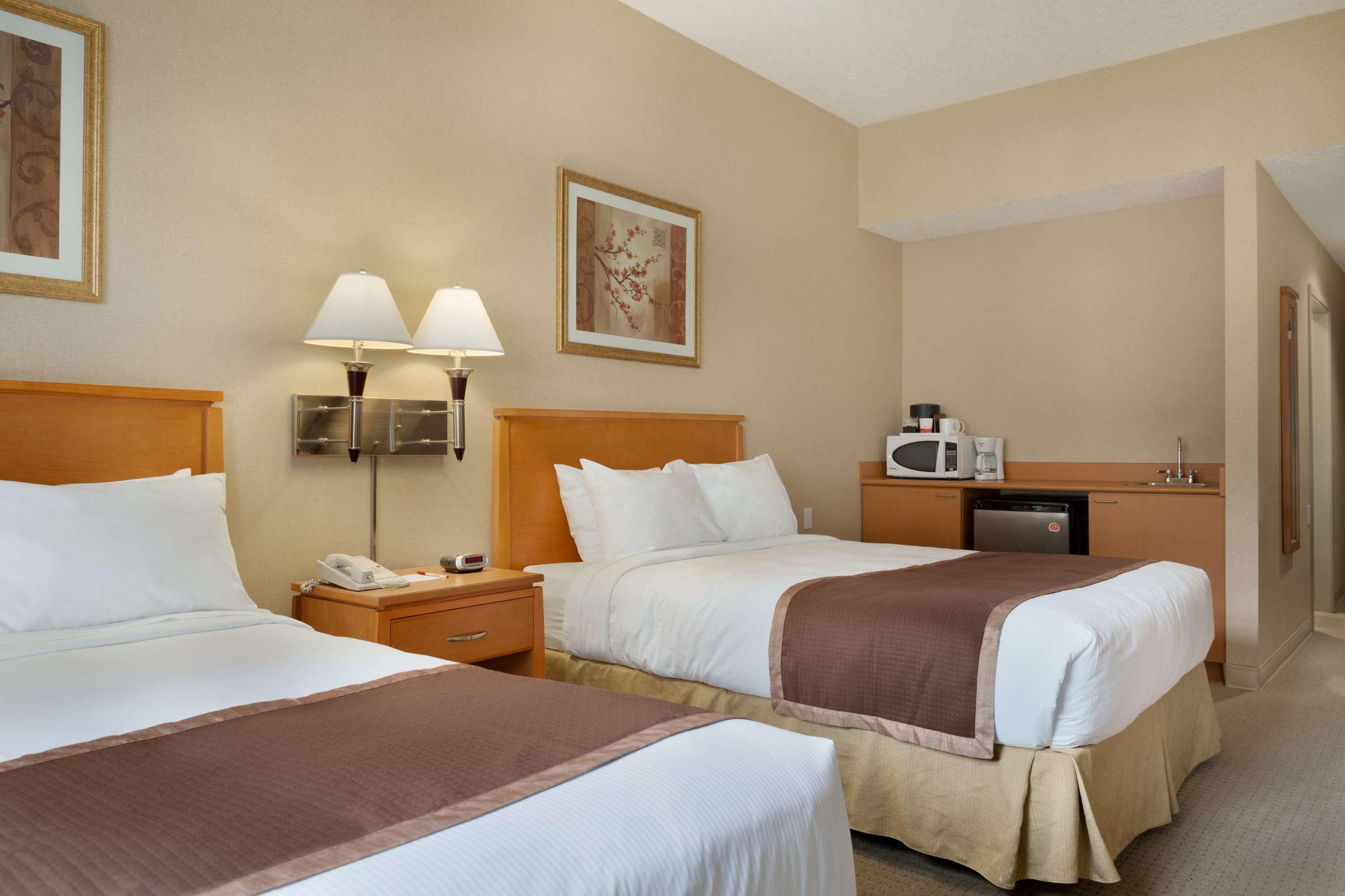 מלון Ramada By Wyndham נאנאימו מראה חיצוני תמונה